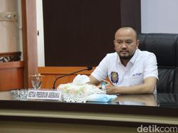 Apresiasi Arema FC Sumbang Hadiah Piala Presiden untuk Korban Kanjuruhan