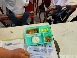 Gibran Cek Uji Coba Makan Bergizi Gratis, Kali Ini di SDN Tangerang 4