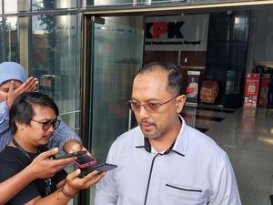 KPK Sita Rp 4,6 M hingga 100 Perhiasan Saat Penggeledahan di Balikpapan KPK Sita Rp 4,6 M hingga 100 Perhiasan Saat Penggeledahan di Balikpapan