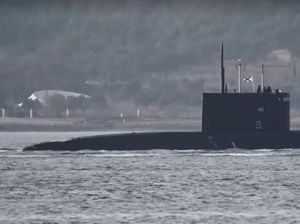 Ukraina Klaim Tenggelamkan Kapal Selam Rusia di Sevastopol Ukraina Klaim Tenggelamkan Kapal Selam Rusia di Sevastopol
