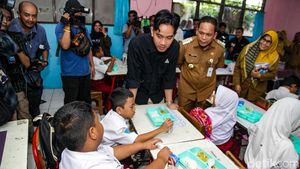 Momen Gibran Cek Uji Coba Makan Bergizi Gratis di Tangerang