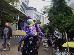 WNA Camping di Trotoar Kantor UNHCR Jaksel Ditertibkan, Bakal Direlokasi
