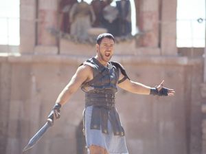 Luka Russell Crowe, Sang Gladiator Hollywood Luka Russell Crowe, Sang Gladiator Hollywood