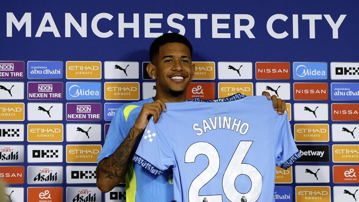 MANCHESTER, ENGLAND - AUGUST 04: New Manchester City signing Savinho is unveiled at Etihad Stadium on August 04, 2024 in Manchester, England. (Photo by Malcolm Couzens/Getty Images)