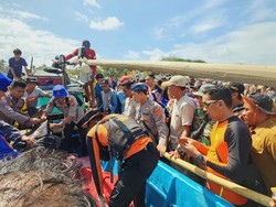 Hilang Diterjang Ombak, Nelayan di Pandeglang Ditemukan Tewas