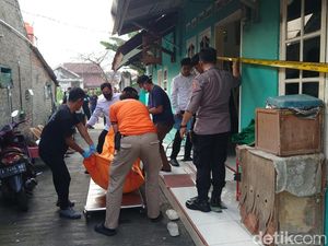 Wanita Tanpa Identitas Ditemukan Tewas di Rumah Kontrakan Cilegon Wanita Tanpa Identitas Ditemukan Tewas di Rumah Kontrakan Cilegon