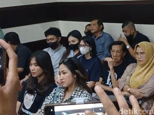 Tamara Tyasmara Nangis Dengar Detik-detik Meninggalnya Dante Tamara Tyasmara Nangis Dengar Detik-detik Meninggalnya Dante