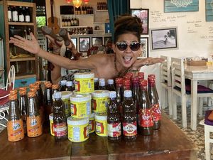 5 Fakta DDs Kin Tiew, Resto Thailand Milik Mertua Jennifer Coppen