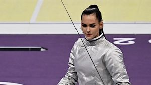 Foto Luca Szucs, Atlet Anggar Dijuluki Atlet Terseksi di Olimpiade Paris 2024