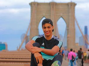 Saat Imane Khelif, Petinju Wanita Aljazeir yang Dibilang Laki-laki Lagi Liburan