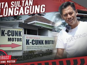 Kenalan dengan K-Cunk Motor: Dealer Mobkas Viral dari Pelosok Jawa Timur Kenalan dengan K-Cunk Motor: Dealer Mobkas Viral dari Pelosok Jawa Timur