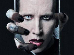 Marilyn Manson Rilis Lagu Baru di Tengah Kasus Pelecehan Seksual Mantan Kekasih Marilyn Manson Rilis Lagu Baru di Tengah Kasus Pelecehan Seksual Mantan Kekasih