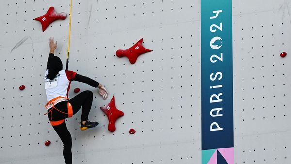 Desak Made dan Rajiah Lolos ke Perempatfinal Panjat Tebing Olimpiade 2024