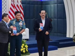 Eks KSAL Marsetio Luncurkan Buku Sea Power Indonesia di Era Indo Pasifik Eks KSAL Marsetio Luncurkan Buku Sea Power Indonesia di Era Indo Pasifik