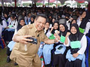 Pj Gubri: Kita Berdoa Sebelum 2030 Kuliah di Negeri dan Swasta Gratis Pj Gubri: Kita Berdoa Sebelum 2030 Kuliah di Negeri dan Swasta Gratis