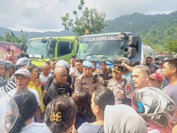 2 Polisi di Padang Dimassa usai Dituding Tendang Pengendara hingga Terjatuh