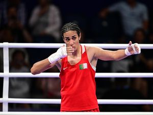 Petinju Imane Khelif Lagi-lagi Disebut Sebagai Pria oleh Lawan Latihannya Petinju Imane Khelif Lagi-lagi Disebut Sebagai Pria oleh Lawan Latihannya