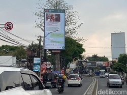 Billboard Unik Ganis Rumpoko yang Bakal Maju Pilwali Malang