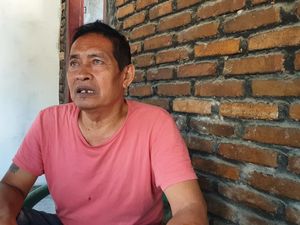Ayah Sebut Pelaku Pembacokan Sempat Ribut dengan Anggota TNI di Diskotek Ayah Sebut Pelaku Pembacokan Sempat Ribut dengan Anggota TNI di Diskotek