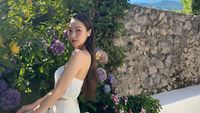 Cara Jessica Jung Rayakan Ultah Ke-17 Debut