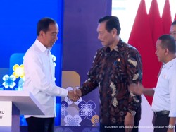 Jokowi Resmikan Pabrik Anoda Baterai Lithium di Kendal, Terbesar Kedua di Dunia