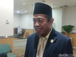 Efisiensi APBD, Ketua DPRD Jakarta Bakal Larang Anggota Studi Banding ke LN