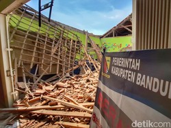 Ambruknya Bangunan Kelas di SDN Bandung