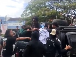 Momen Mahasiswa Demo Picu Pengantin Ngamuk di Makassar Ditangkap Polisi