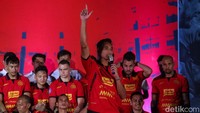 Persija juga resmi mempercayai kapten baru yaitu Rizki Ridho dan kapten kedua yaitu Muhammad Ferari.