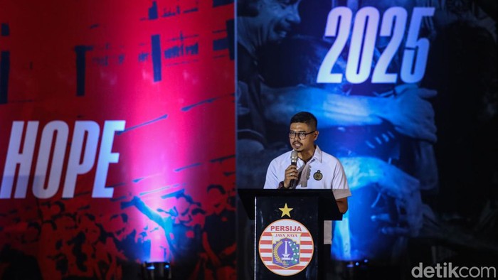 Musim Depan, Persija Punya Jersey dan Stadion Baru Persija Jakarta siap mengarungi kompetisi musim 2024-2025. Mereka memperkenalkan tim, jersey dan stadion baru, yakni JIS.
