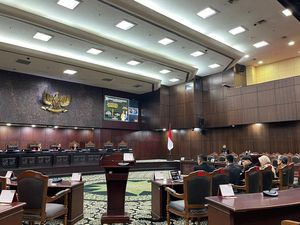 Ketua MK: Hanya 2 Perkara Pileg Dismissal, 6 Lainnya Dilanjutkan Ketua MK: Hanya 2 Perkara Pileg Dismissal, 6 Lainnya Dilanjutkan