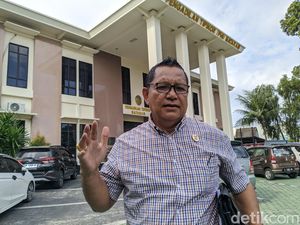 Bekas Wali Kota Bima Muhammad Lutfi Ajukan Kasasi Seusai Divonis Tujuh Tahun Bekas Wali Kota Bima Muhammad Lutfi Ajukan Kasasi Seusai Divonis Tujuh Tahun