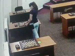 Kelicikan Pemain Catur Wanita Terungkap, Racuni Lawannya dengan Bubuk Merkuri