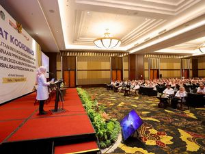 Bupati Ipuk Dorong PPPK Kesehatan Budayakan Inovasi-Manfaatkan Teknologi Bupati Ipuk Dorong PPPK Kesehatan Budayakan Inovasi-Manfaatkan Teknologi