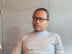 Cerita Eka Kurniawan Novel Cantik Itu Luka hingga Lelaki Harimau Bisa Mendunia Cerita Eka Kurniawan Novel Cantik Itu Luka hingga Lelaki Harimau Bisa Mendunia