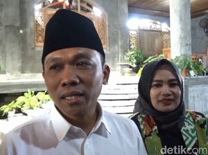 Eks Bupati Lumajang Thoriqul Haq Diperiksa di Polda Jatim Eks Bupati Lumajang Thoriqul Haq Diperiksa di Polda Jatim