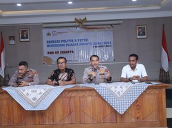 Gandeng Mahasiswa, Kapolsek Mampang Sosialisasikan Pilkada Jakarta Damai 2024