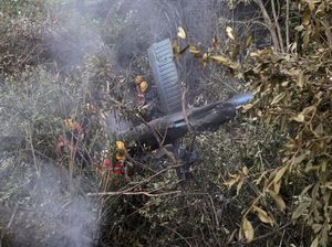 Penampakan Puing-puing Helikopter yang Jatuh di Hutan Nepal