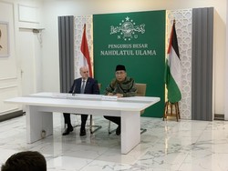 Ketum PBNU Temui Penasihat Presiden Palestina soal Gaza: Ini Masalah Kemanusiaan
