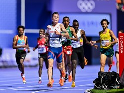 Duh! Kameramen Nyaris Tak Selamat di Lari 5.000 M Olimpiade 2024