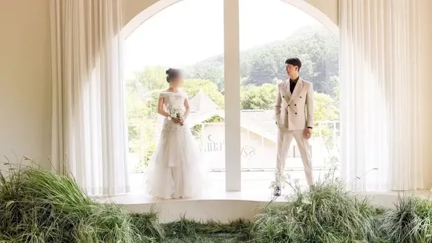 Lee Dong Wook diam-diam menikahi pacarnya yang non-selebriti