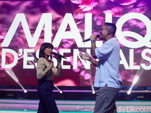 Maliq & Dessentials Hibur Penonton Festival LIKE 2 Maliq & Dessentials Hibur Penonton Festival LIKE 2