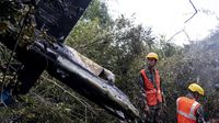Potret Puing Helikopter Air Dynasty yang Jatuh di Hutan Nepal
