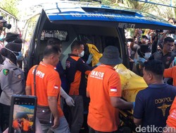 Polisi Ekshumasi Makam Afif Maulana