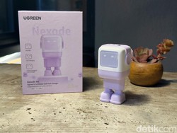 Unboxing Ugreen Robot GaN yang Menggemaskan
