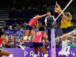 Hasil Voli Olimpiade 2024: Menang Dramatis Atas Brasil, AS ke Final