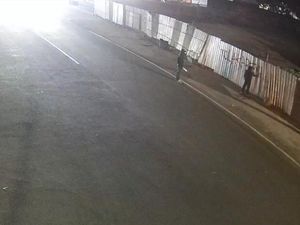 Polisi Pelototi CCTV Stadion Soepriadi Buru Pelaku Vandalisme Tolak Arema FC Polisi Pelototi CCTV Stadion Soepriadi Buru Pelaku Vandalisme Tolak Arema FC