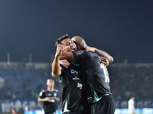 David da Silva 2 Gol, Persib Bantai PSBS Biak 4-1 David da Silva 2 Gol, Persib Bantai PSBS Biak 4-1
