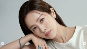7 Potret Han Ji Min Pacari Vokalis Band Korea yang 10 Tahun Lebih Muda