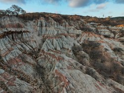 Wisata Kelabba Madja di Sabu Raijua NTT, Tebing Batu yang Mempesona